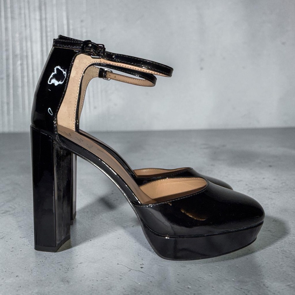 Banana Republic Women's 6 Black Patent Platform Block Heels Ankle Strap